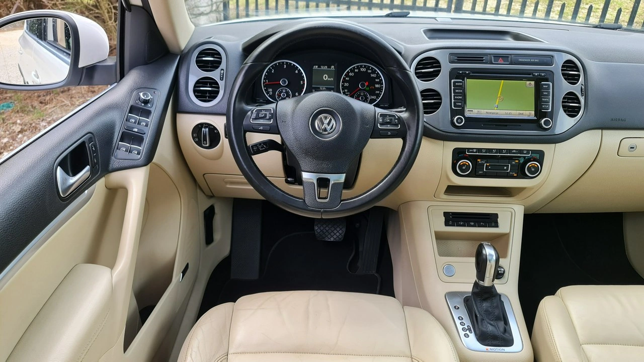 Volkswagen Tiguan - Zdjęcie 16