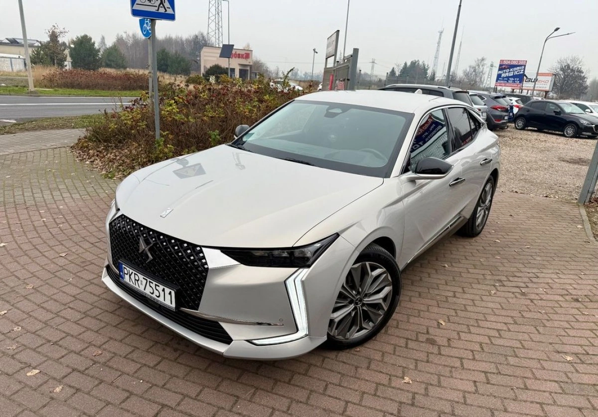 DS Automobiles DS 4 - Zdjęcie 1