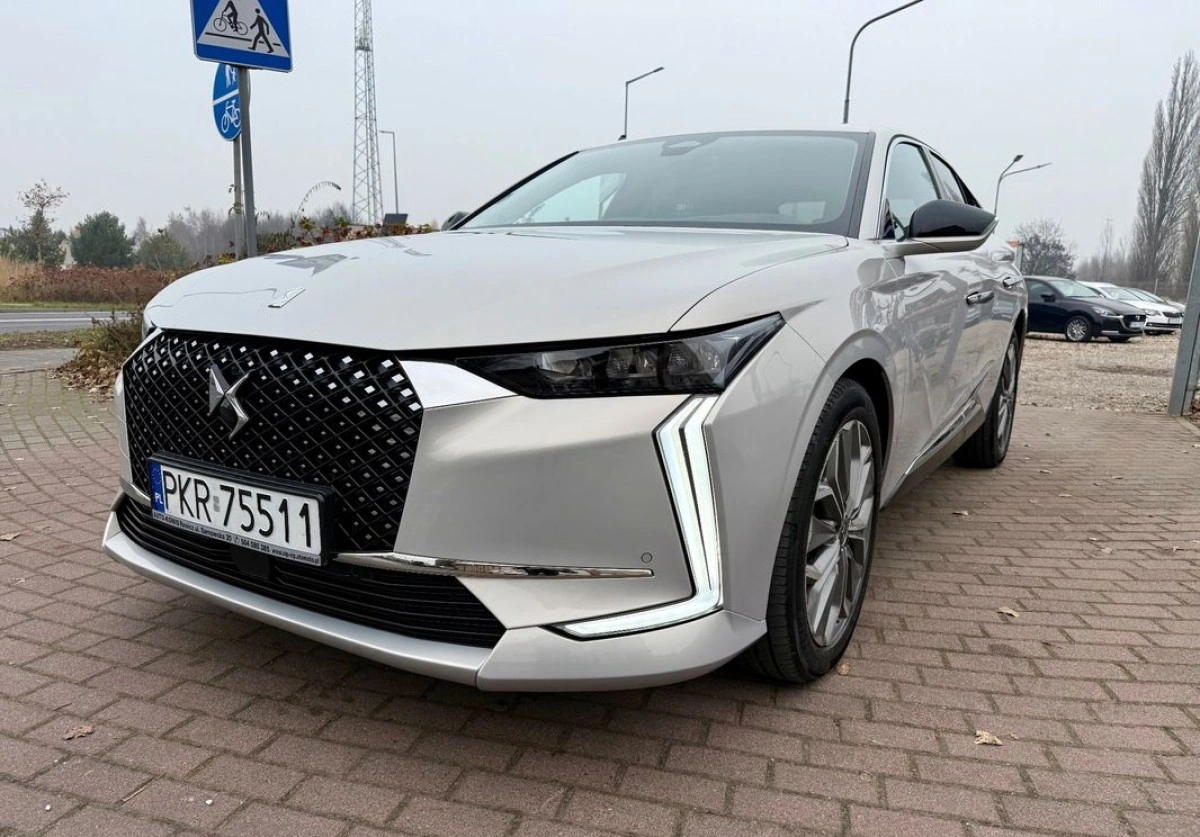 DS Automobiles DS 4 - Zdjęcie 23