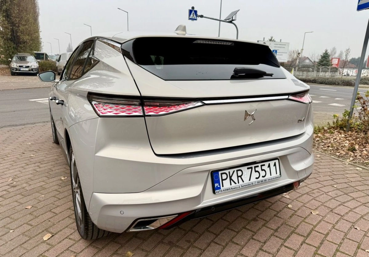 DS Automobiles DS 4 - Zdjęcie 24