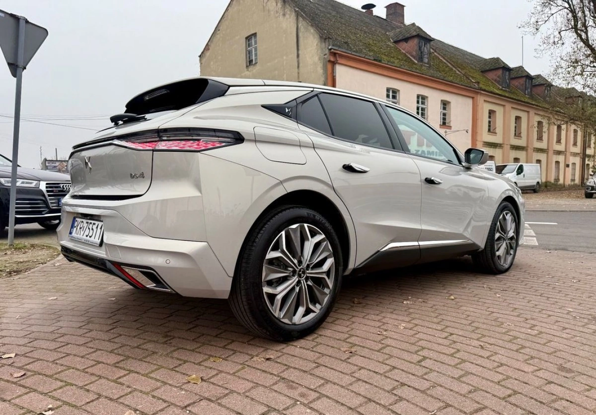 DS Automobiles DS 4 - Zdjęcie 29