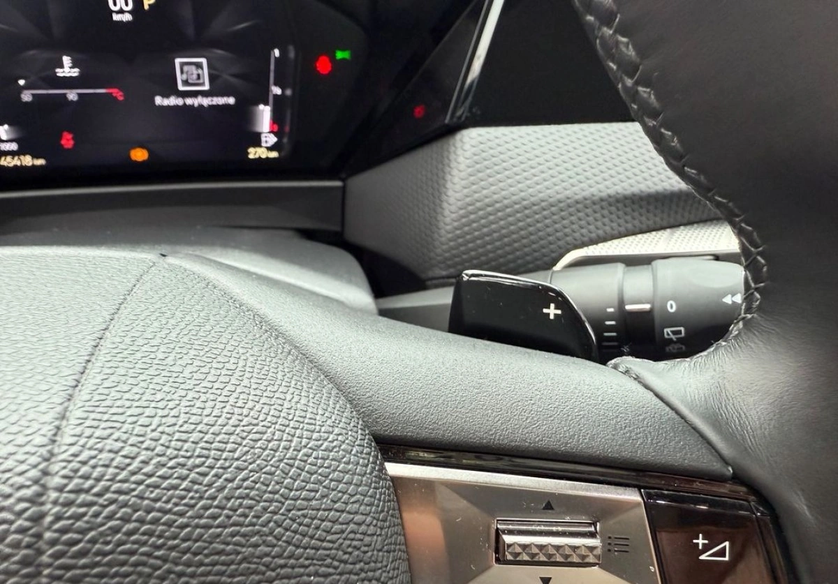 DS Automobiles DS 4 - Zdjęcie 33