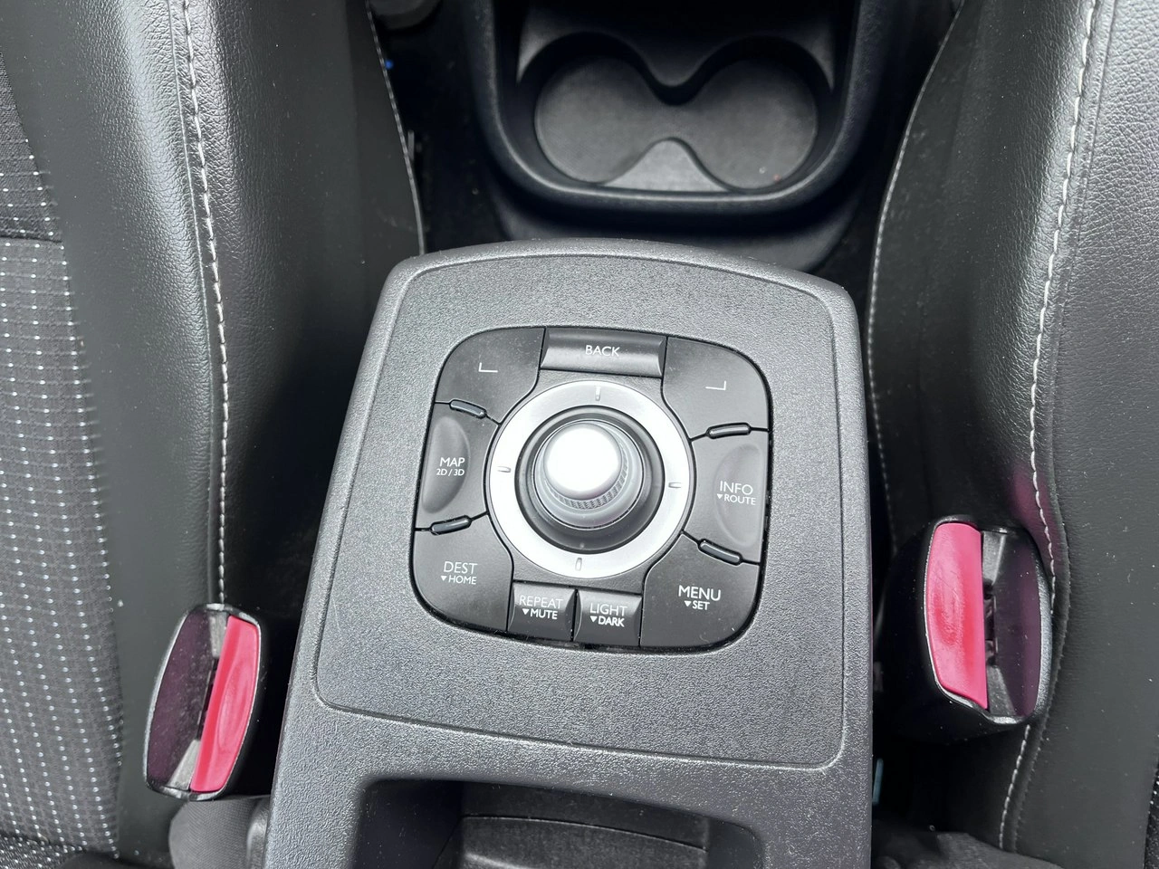 Renault Grand Scenic - Zdjęcie 19