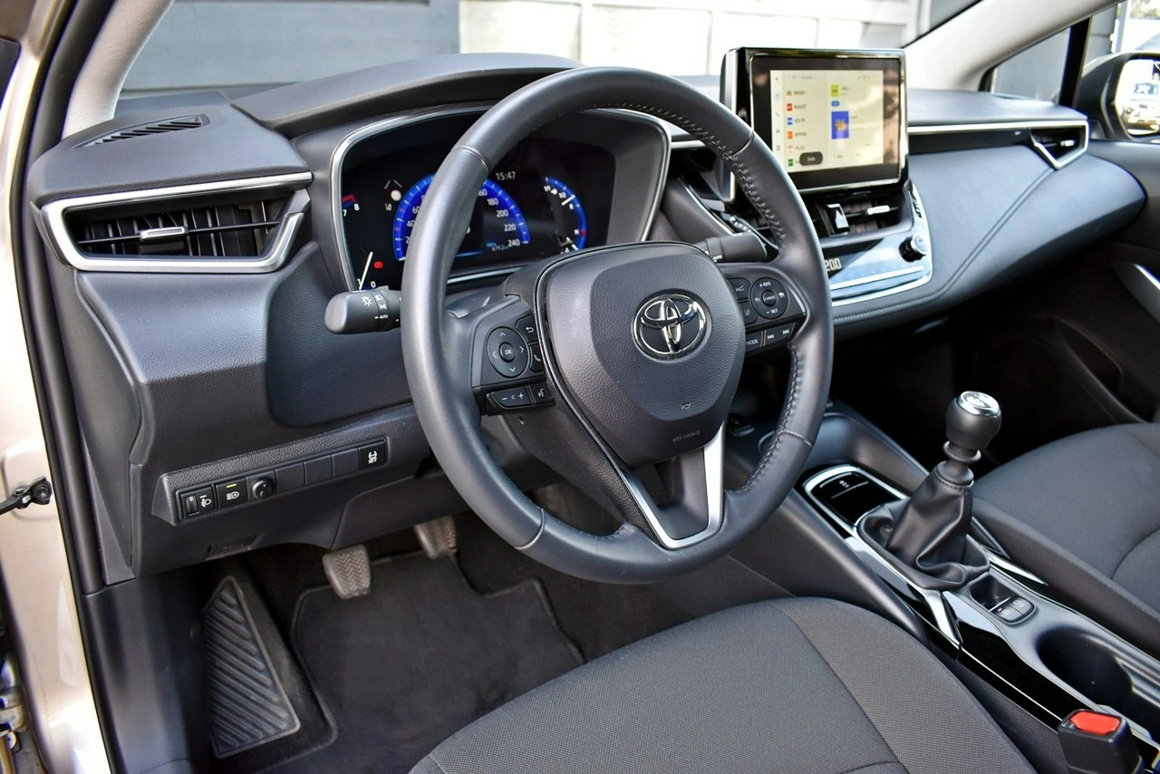 Toyota Corolla - Zdjęcie 8