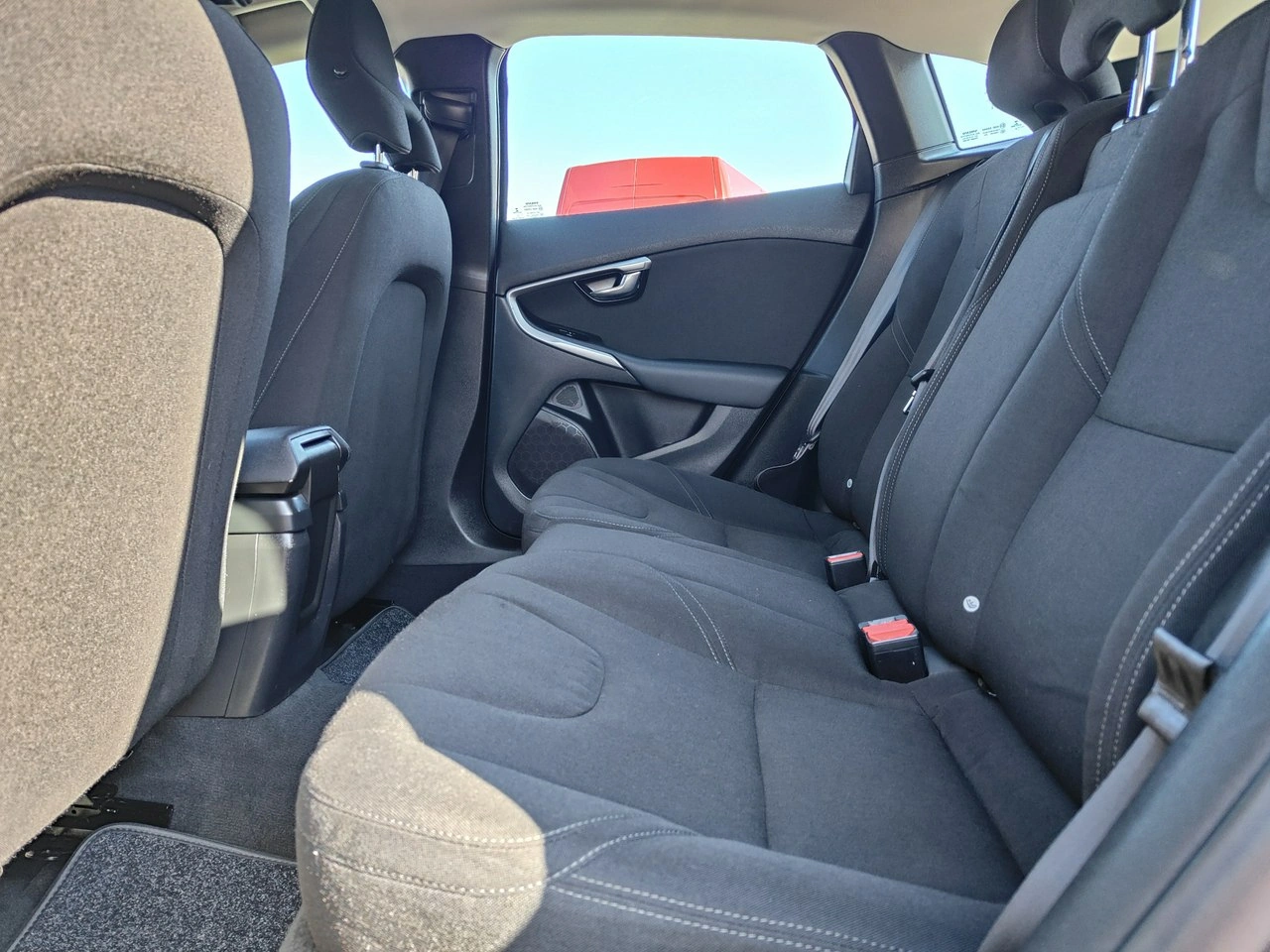 Volvo V40 - Zdjęcie 26