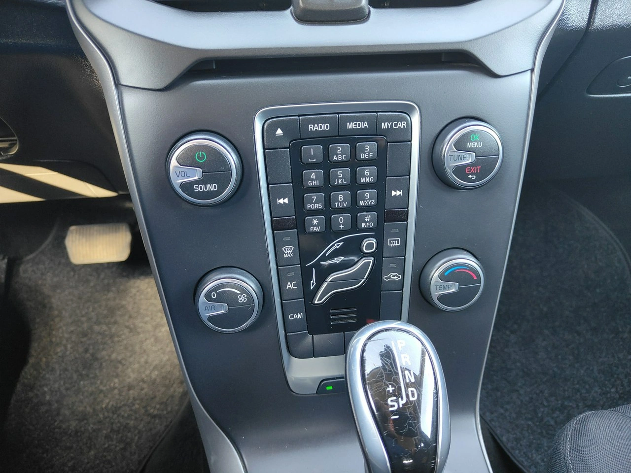 Volvo V40 - Zdjęcie 12