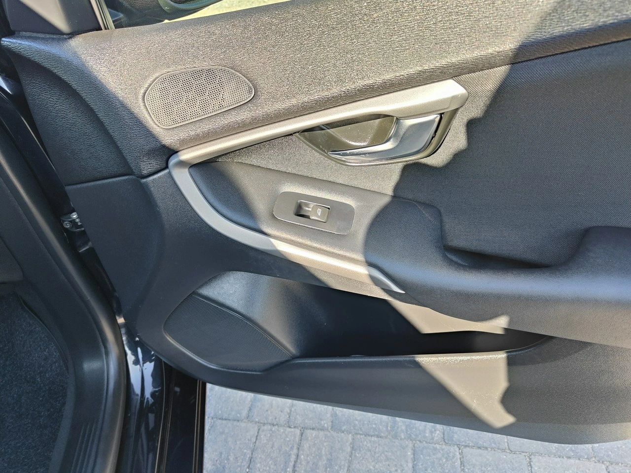 Volvo V40 - Zdjęcie 21