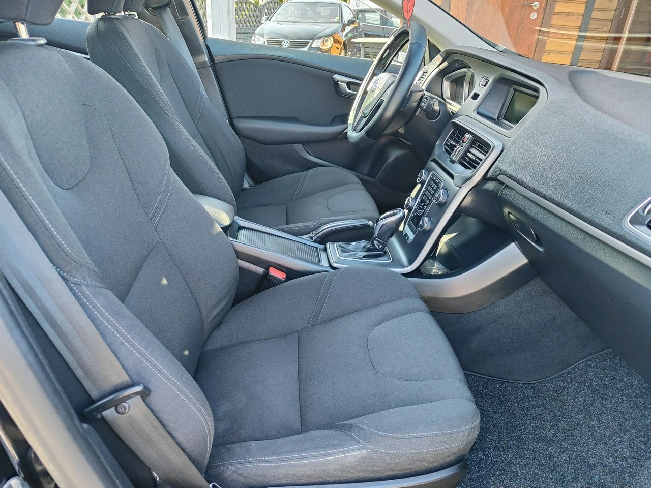 Volvo V40 - Zdjęcie 18