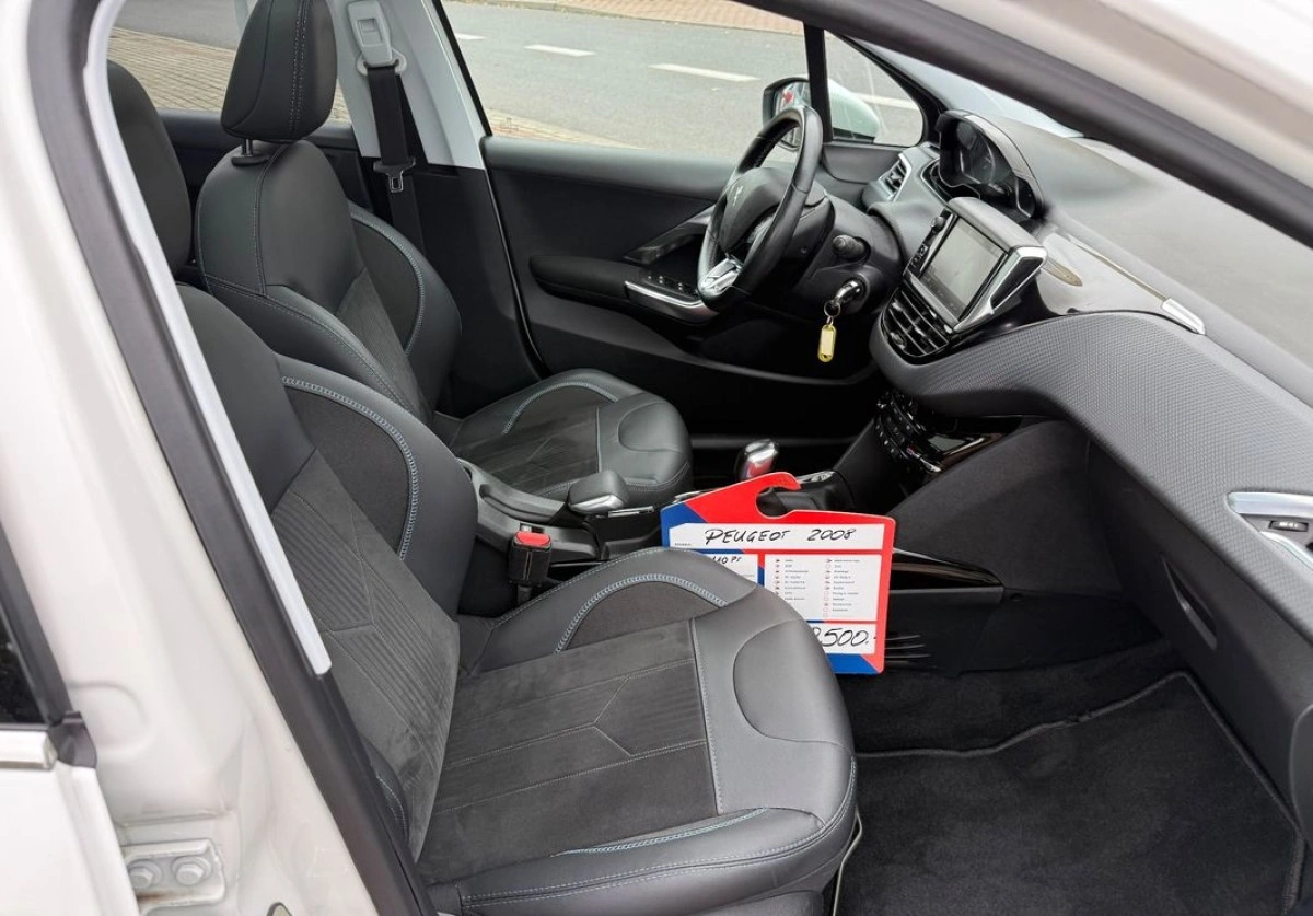 Peugeot 2008 - Zdjęcie 11