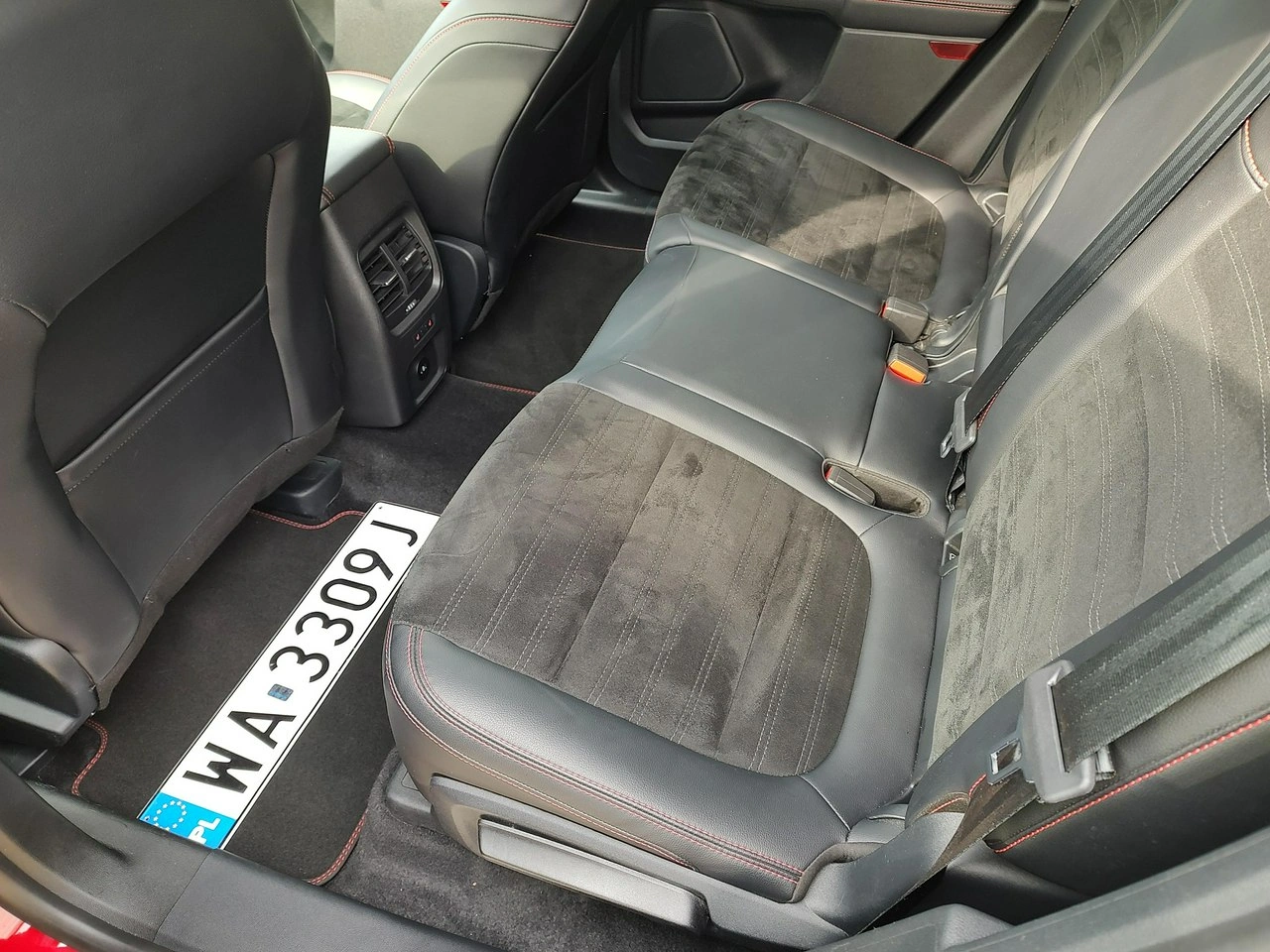 Ford Kuga - Zdjęcie 15