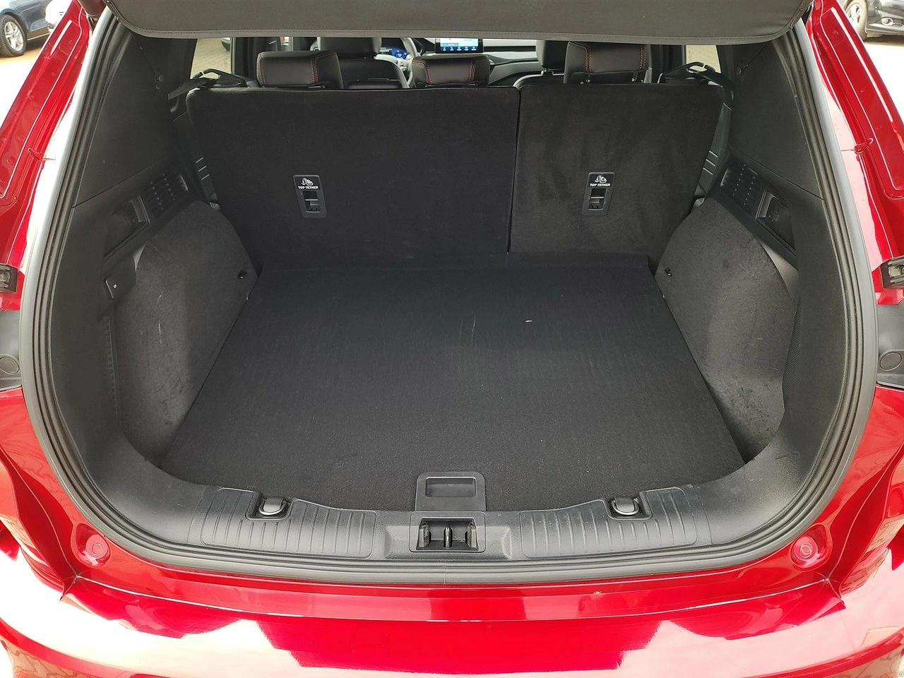 Ford Kuga - Zdjęcie 17