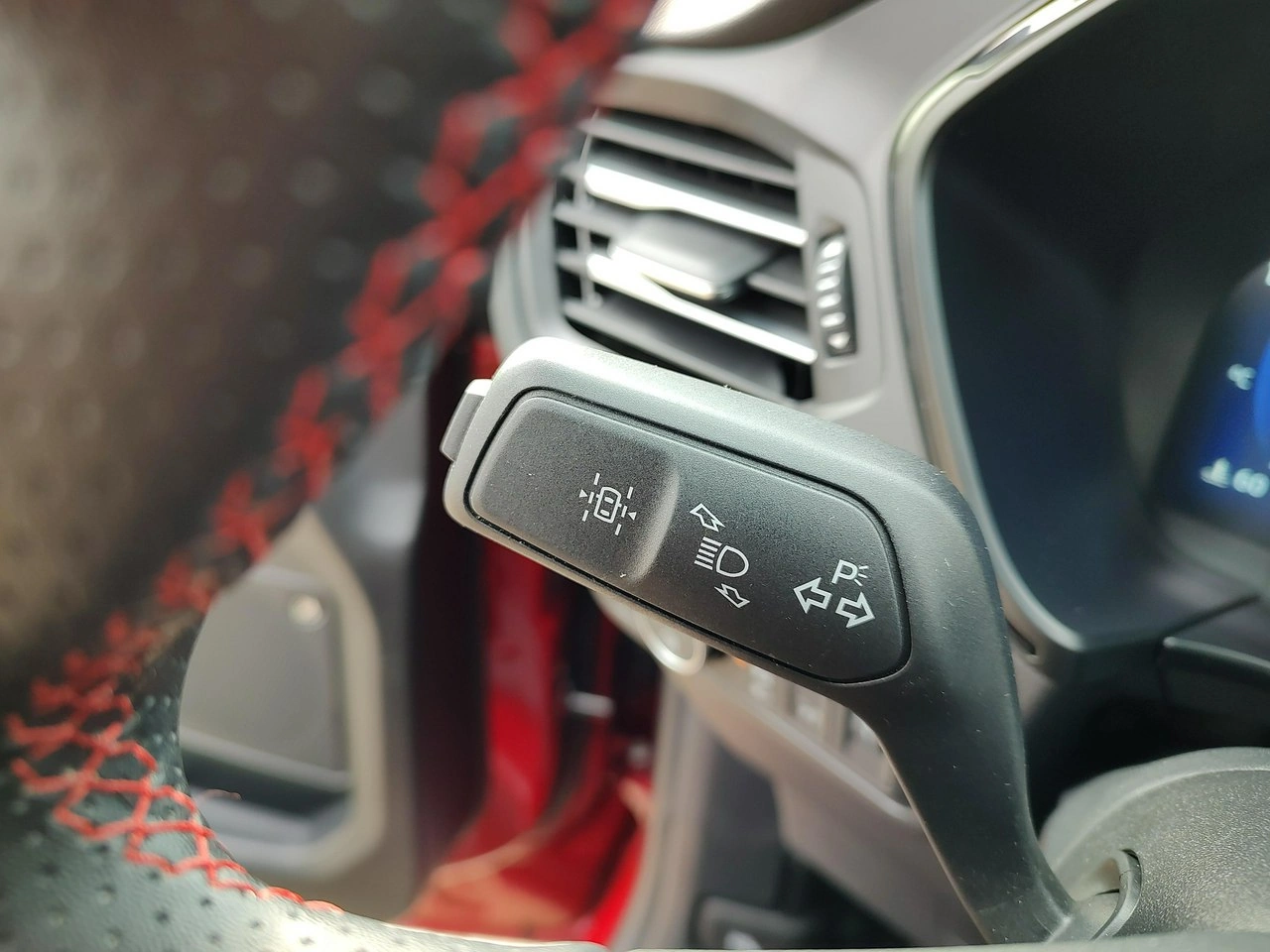 Ford Kuga - Zdjęcie 19