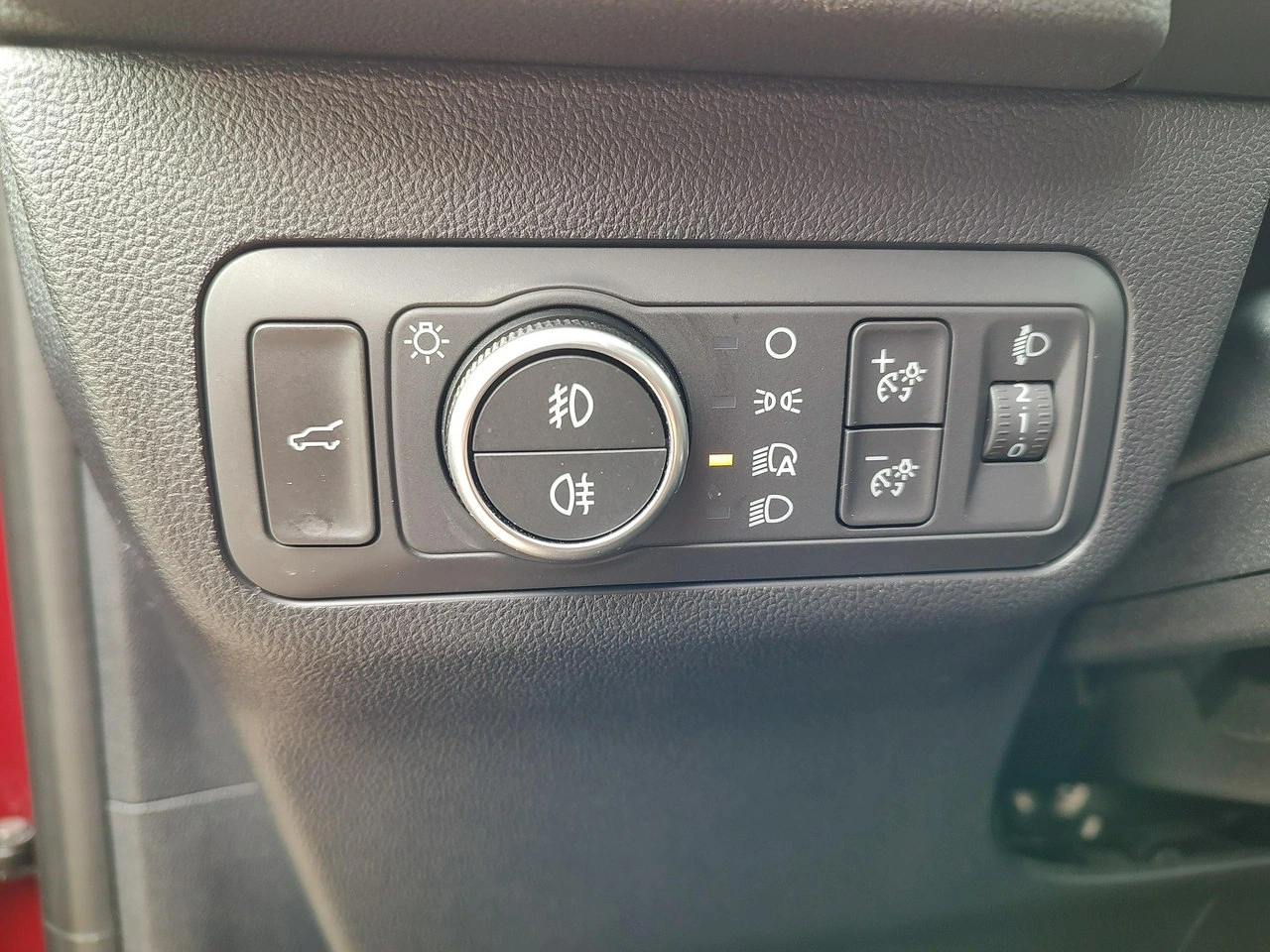 Ford Kuga - Zdjęcie 23