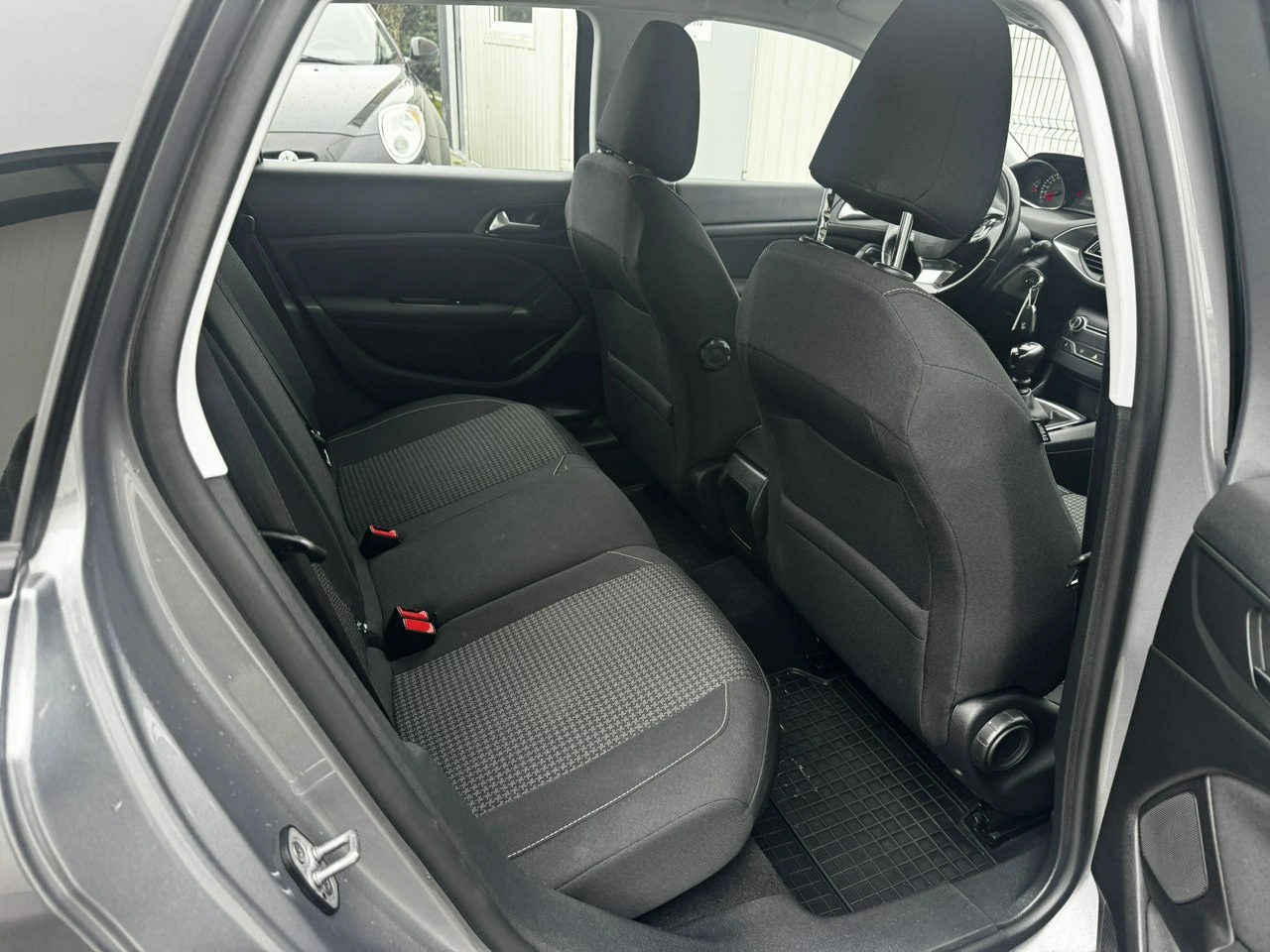 Peugeot 308 SW - Zdjęcie 8