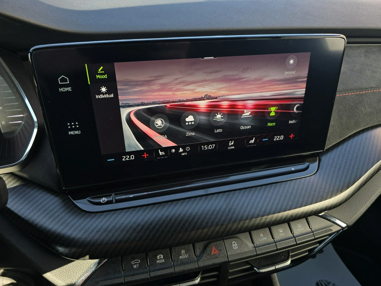 Skoda Octavia - Zdjęcie 24