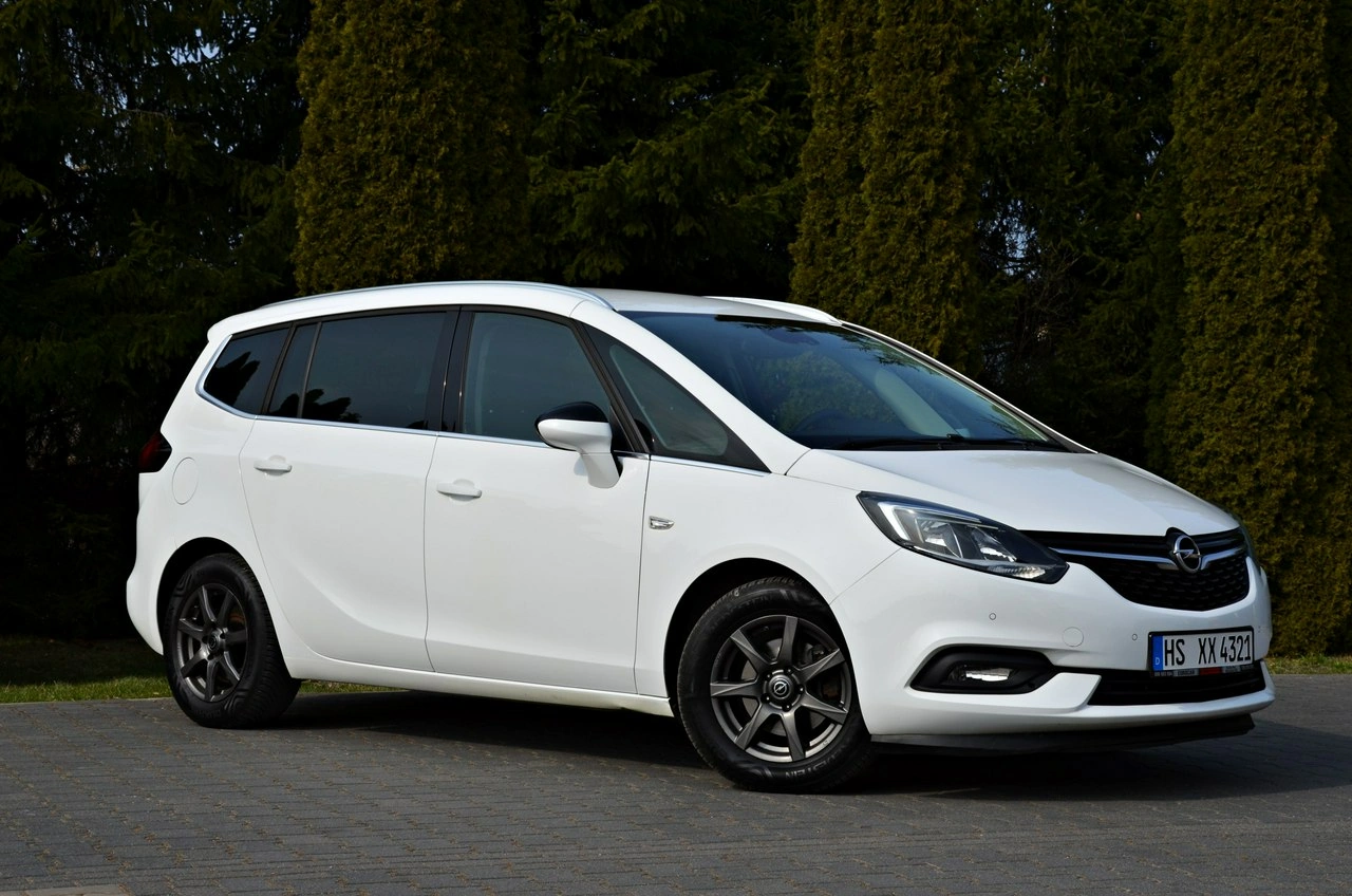 Opel Zafira - Zdjęcie 12