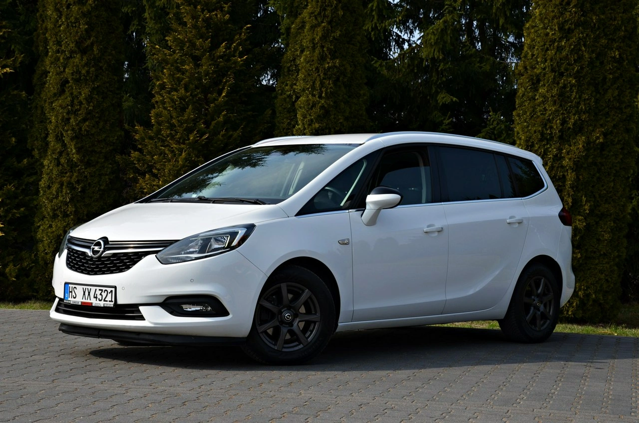 Opel Zafira - Zdjęcie 16