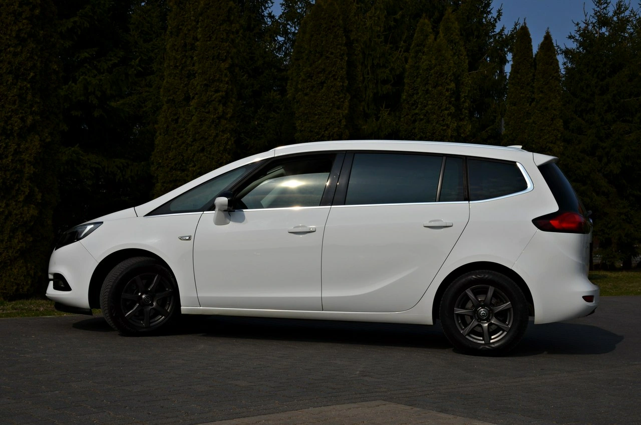 Opel Zafira - Zdjęcie 22