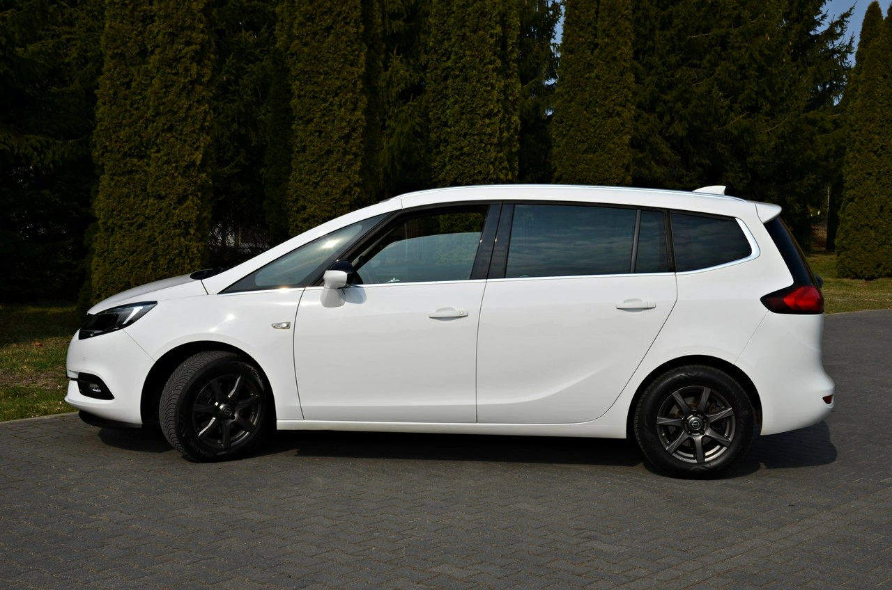 Opel Zafira - Zdjęcie 23