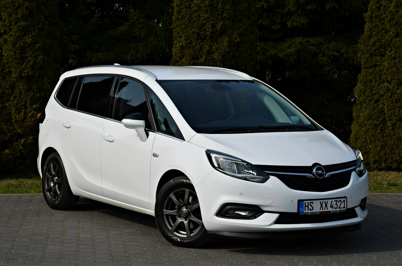Opel Zafira - Główne zdjęcie