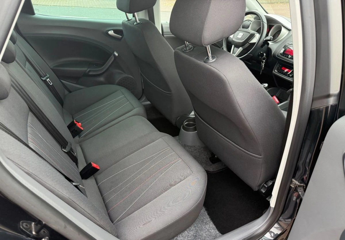 Seat Ibiza - Zdjęcie 11