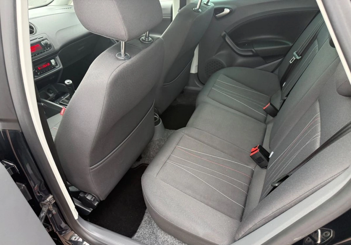 Seat Ibiza - Zdjęcie 12