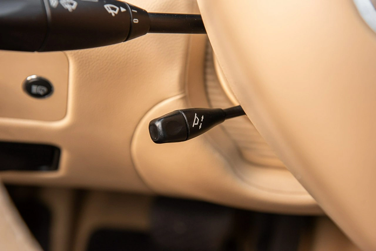 Mercedes CLS 500 - Zdjęcie 25