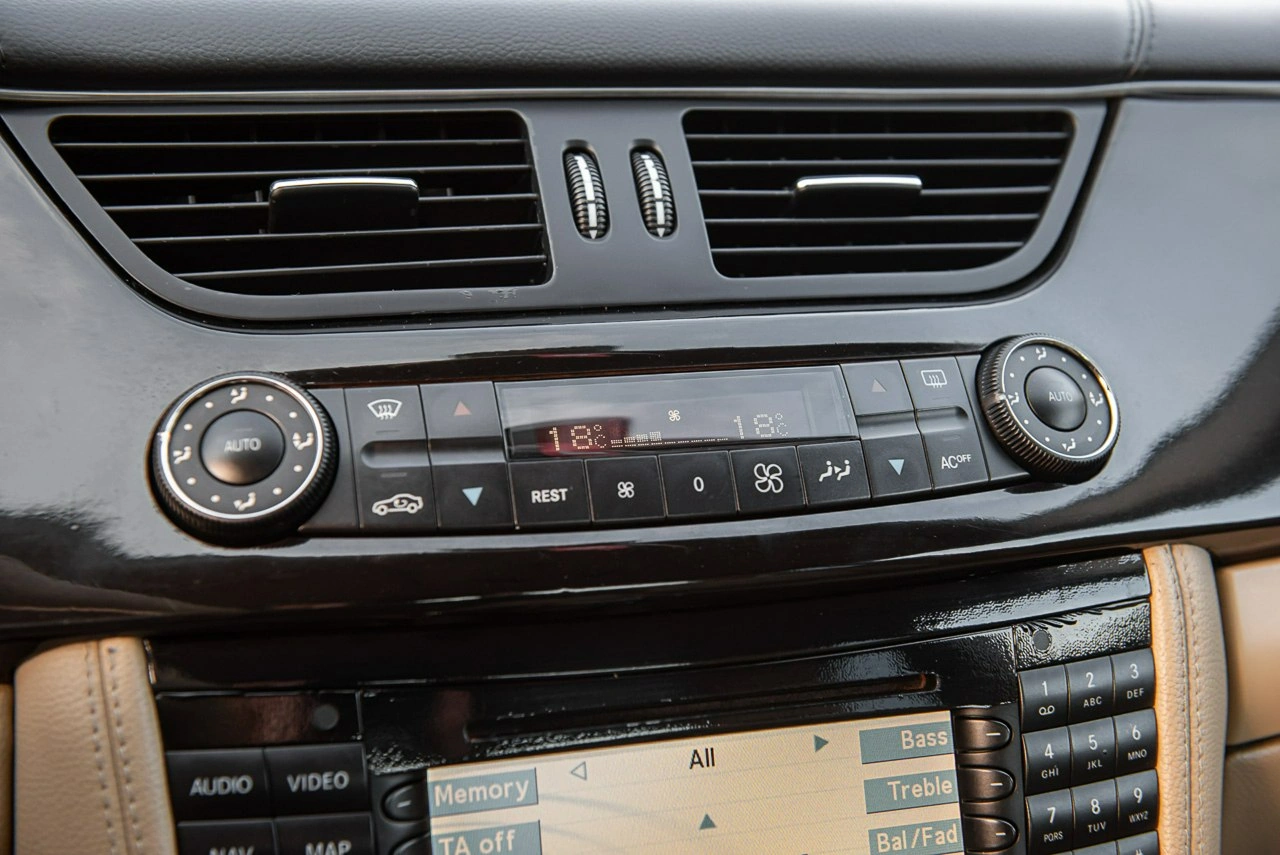 Mercedes CLS 500 - Zdjęcie 20