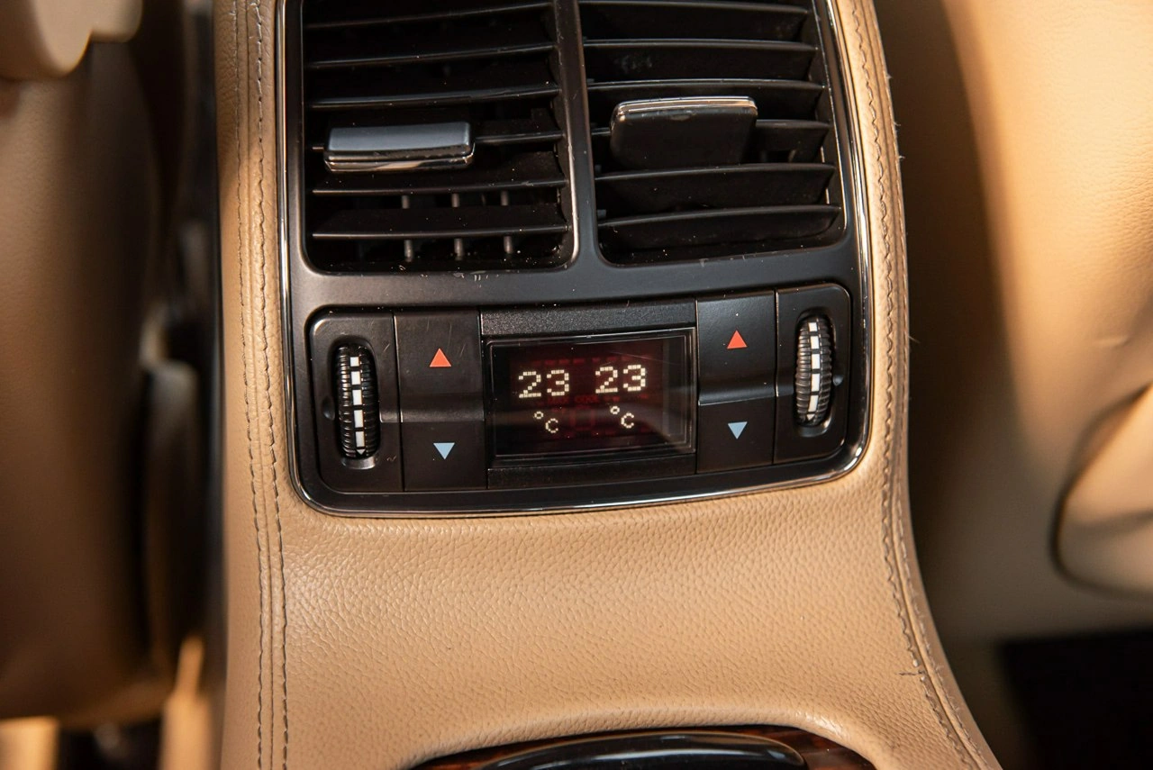 Mercedes CLS 500 - Zdjęcie 21