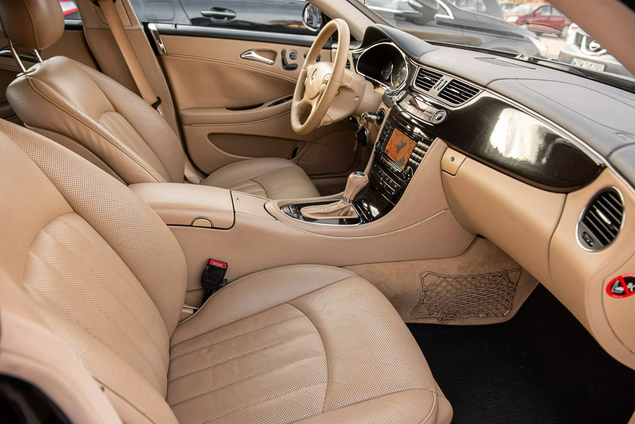 Mercedes CLS 500 - Zdjęcie 8