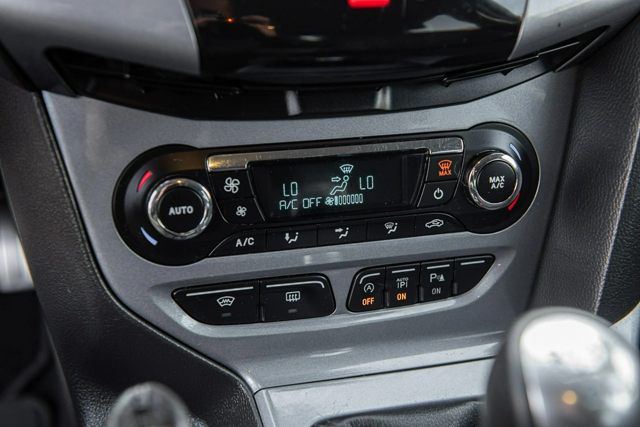 Ford Focus - Zdjęcie 23