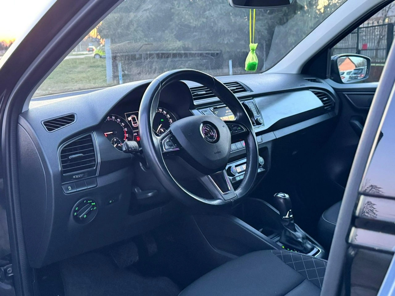 Skoda Fabia - Zdjęcie 16