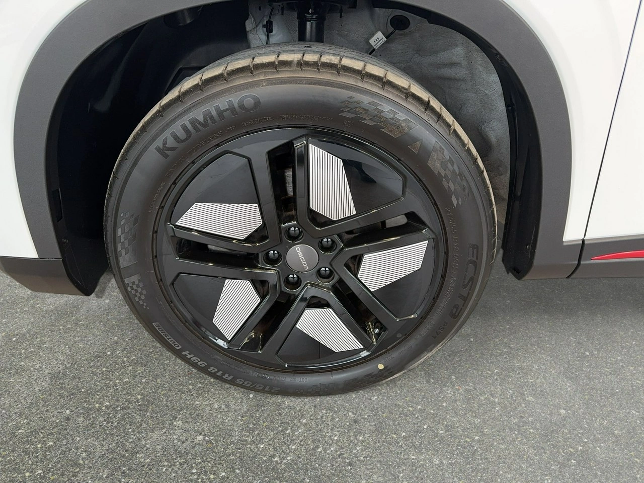 Omoda 5 - Zdjęcie 9