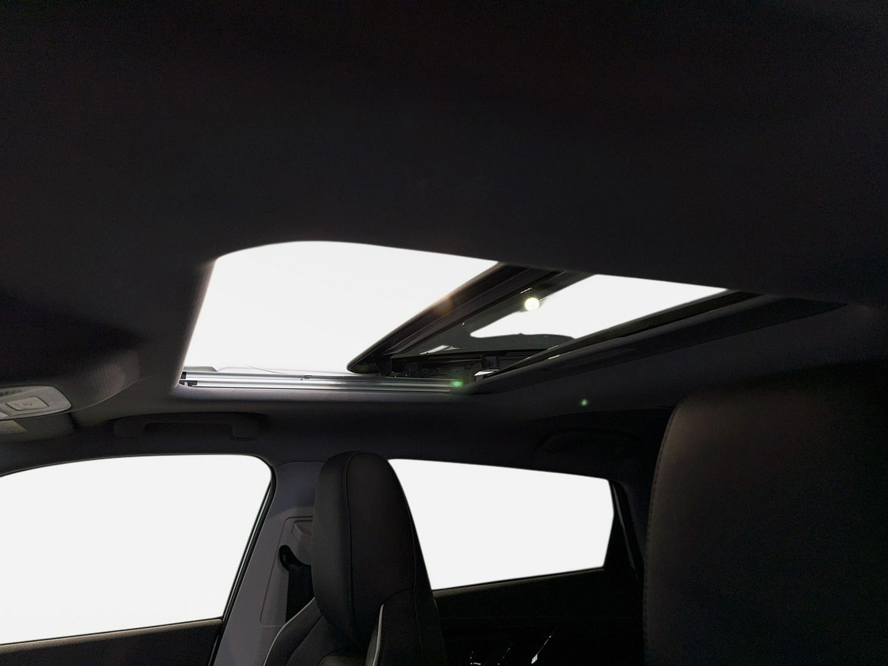 Omoda 5 - Zdjęcie 17