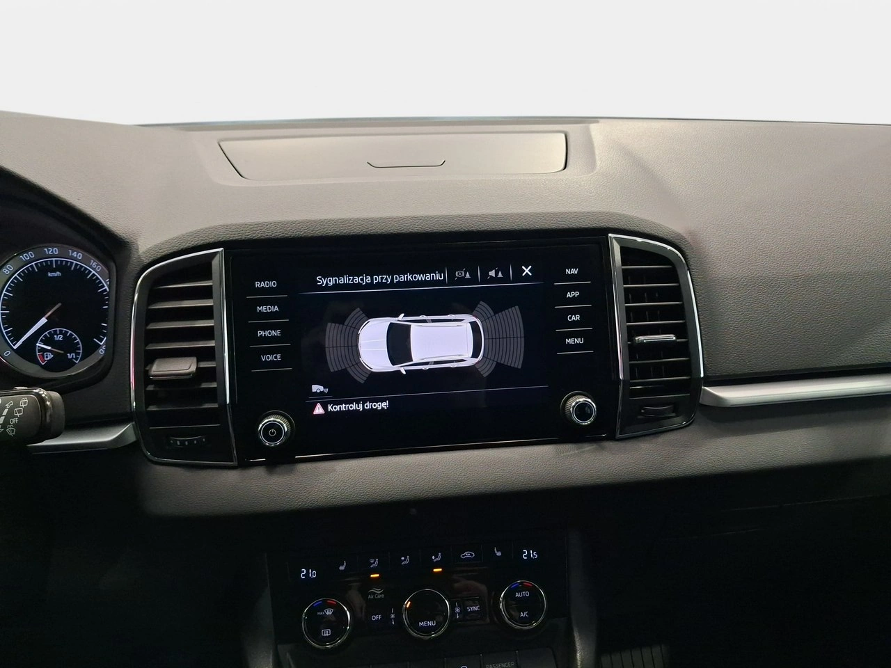 Skoda Karoq - Zdjęcie 16