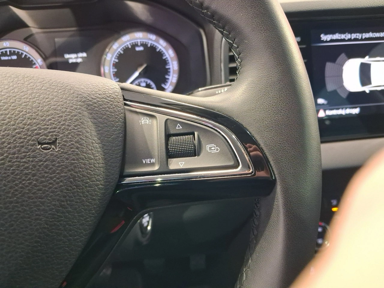 Skoda Karoq - Zdjęcie 8