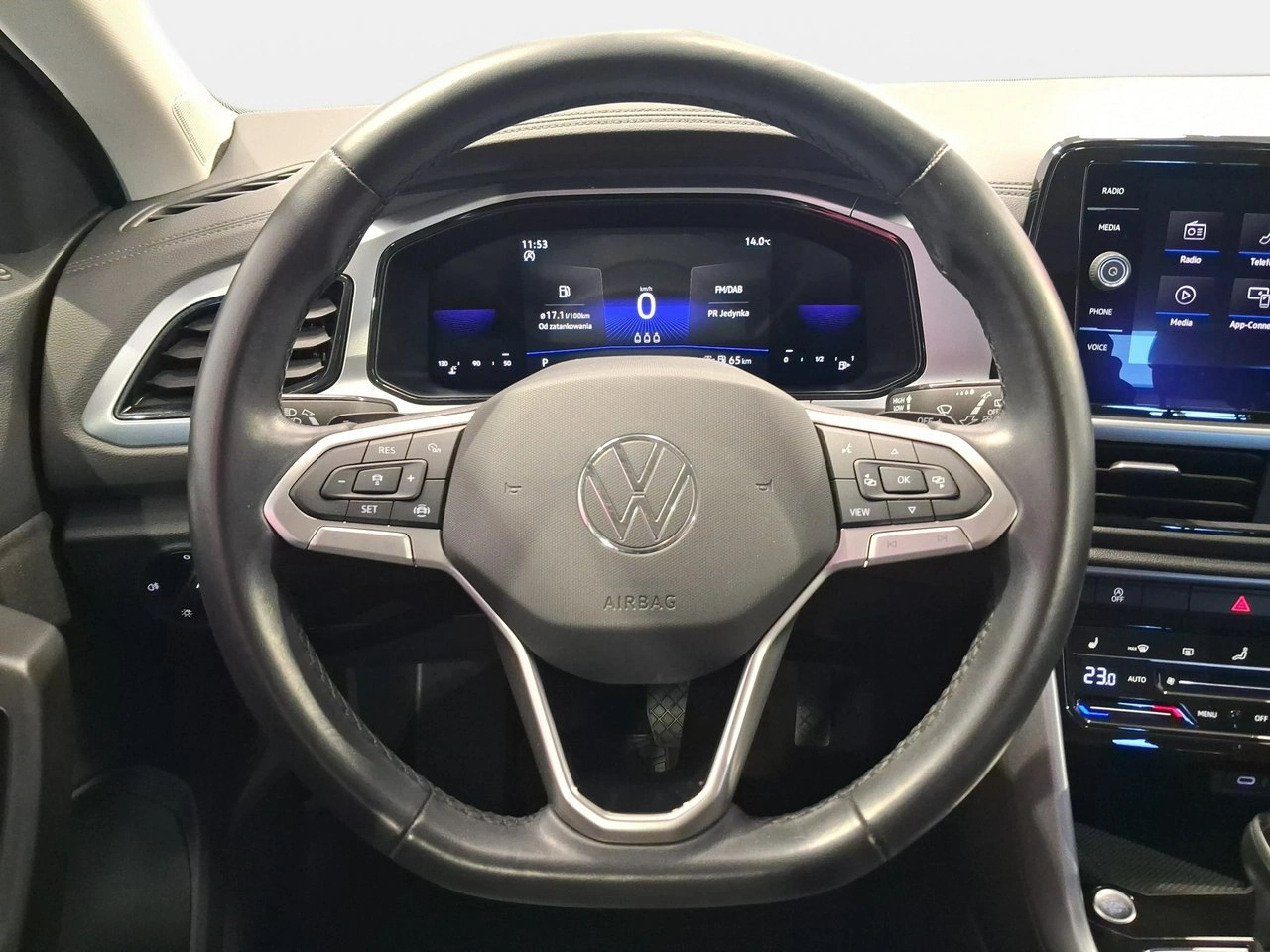 Volkswagen T-Roc - Zdjęcie 14