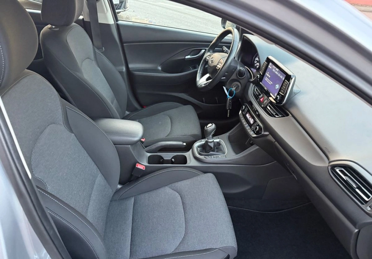 Hyundai i30 - Zdjęcie 10