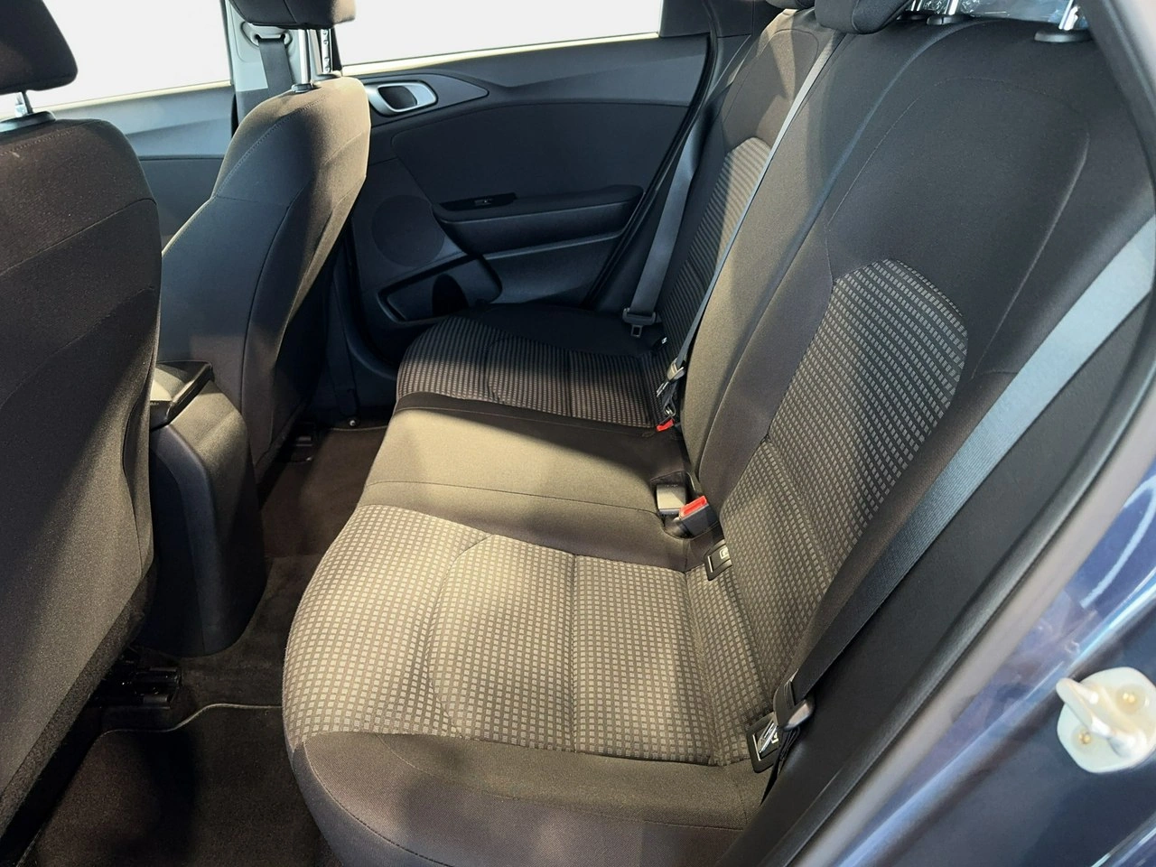 Kia Ceed - Zdjęcie 10