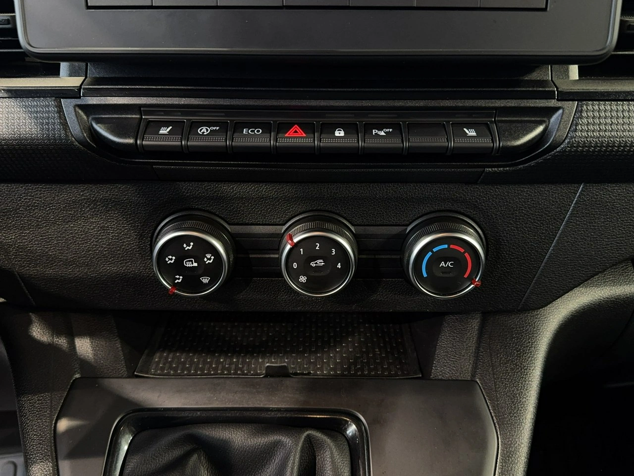 Nissan Townstar - Zdjęcie 19