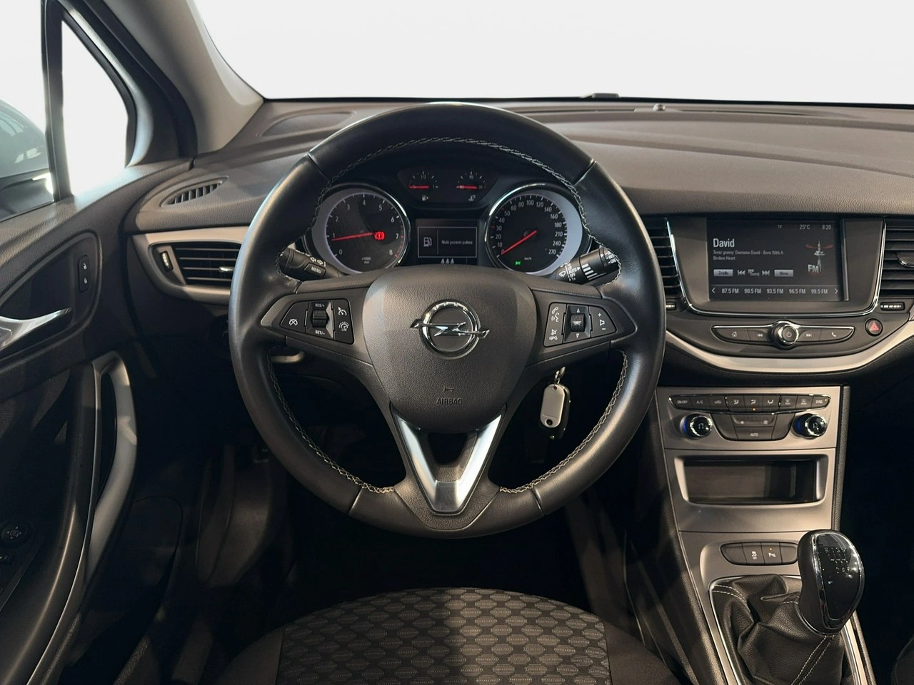 Opel Astra - Zdjęcie 15