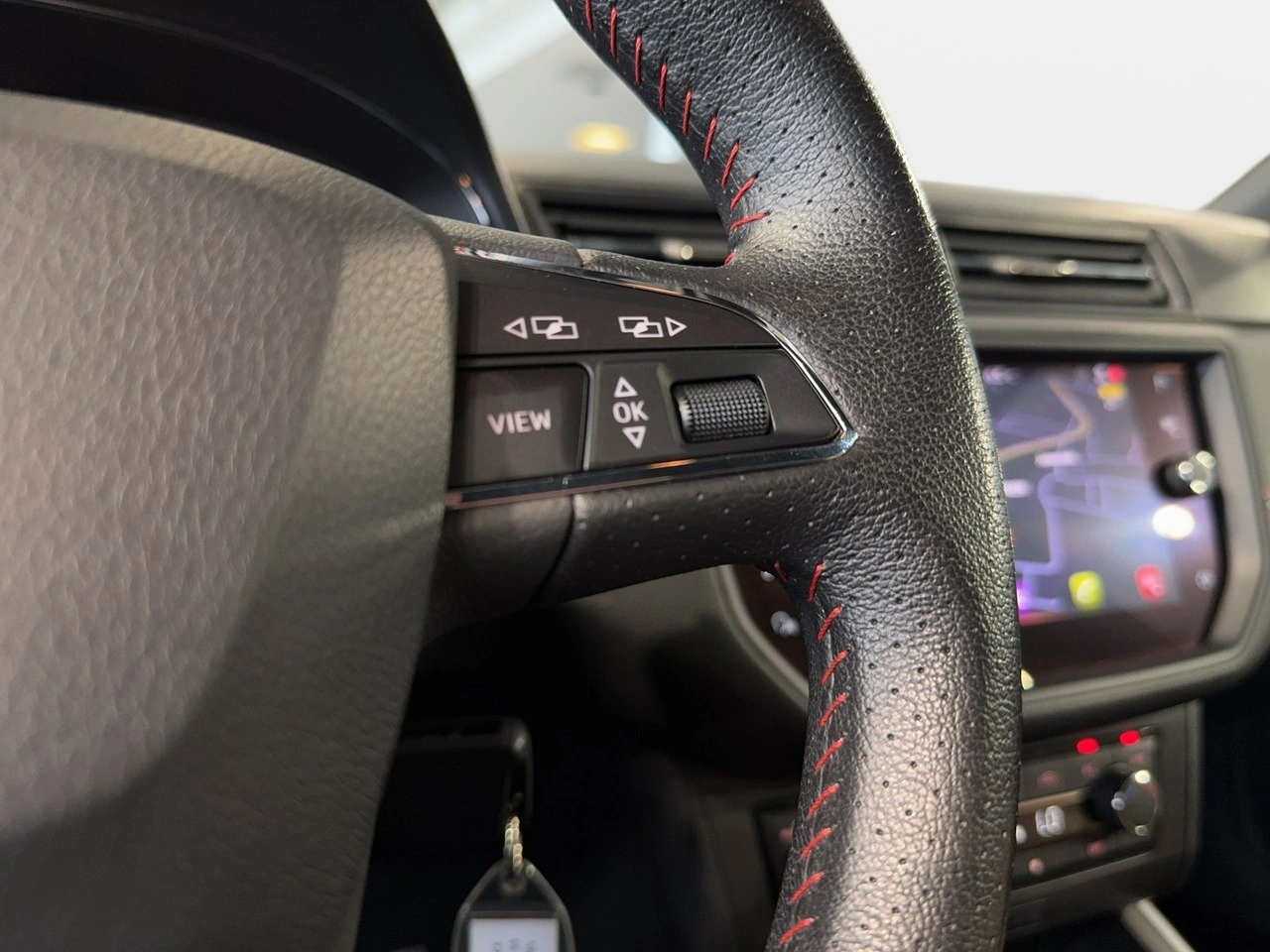 Seat Arona - Zdjęcie 17