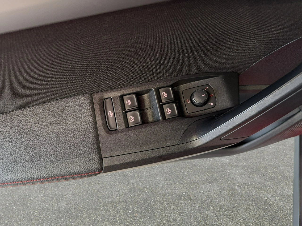 Seat Arona - Zdjęcie 26