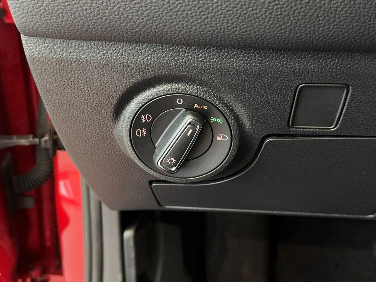 Seat Arona - Zdjęcie 27