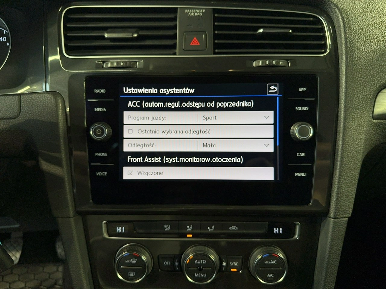 Volkswagen Golf Variant - Zdjęcie 21