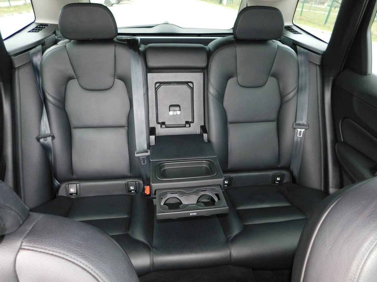 Volvo XC 60 - Zdjęcie 11