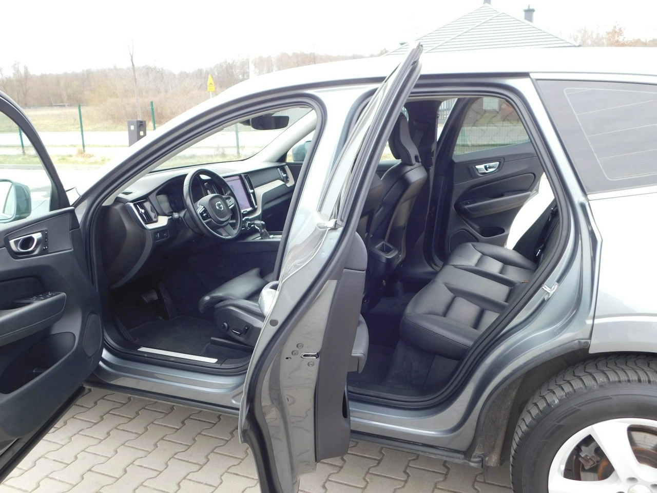 Volvo XC 60 - Zdjęcie 13