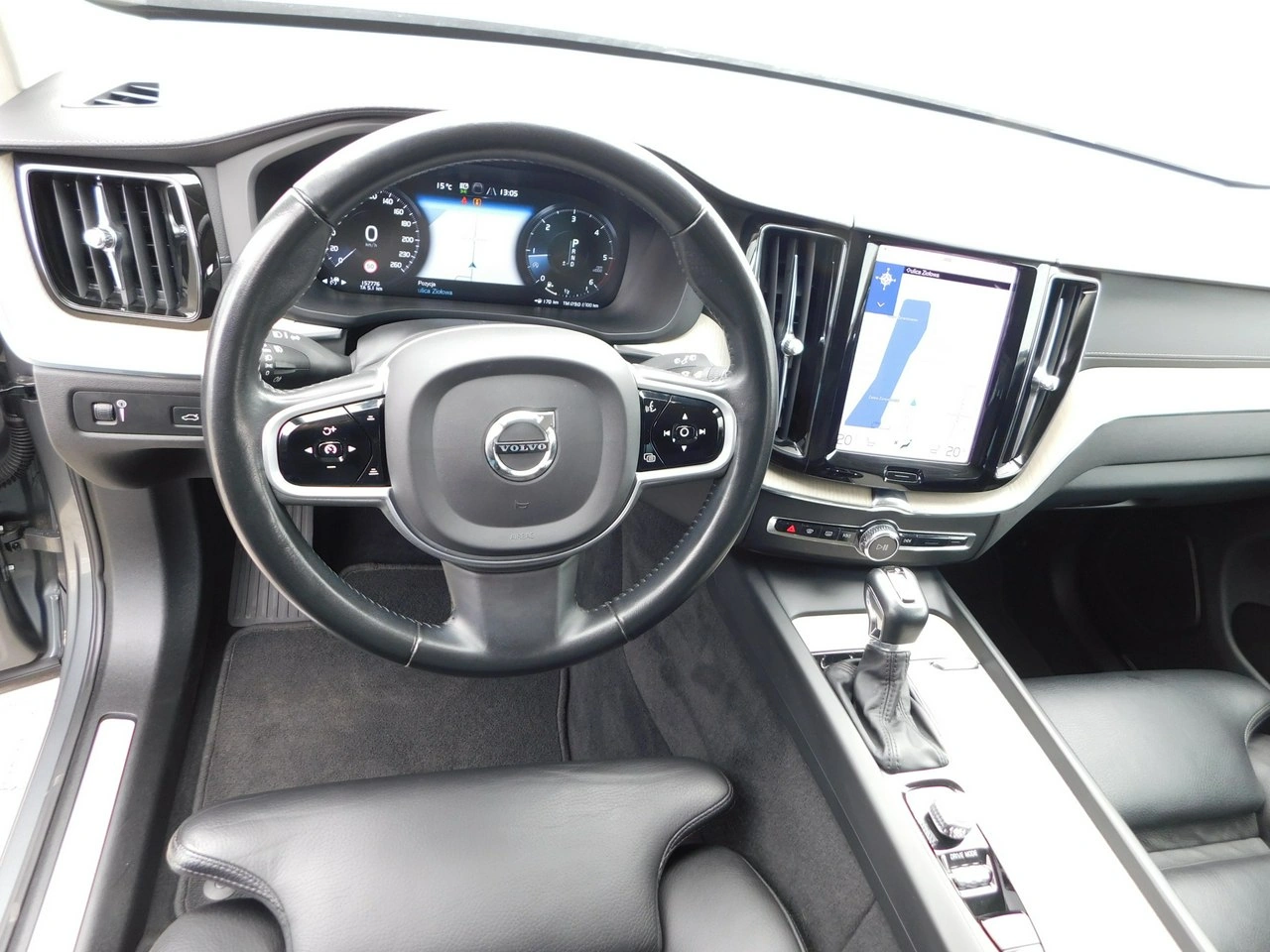 Volvo XC 60 - Zdjęcie 16