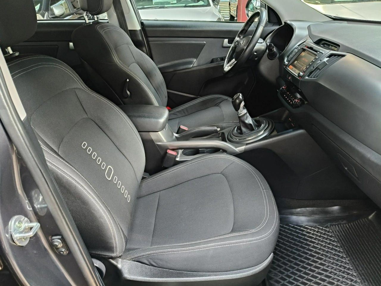 Kia Sportage - Zdjęcie 15