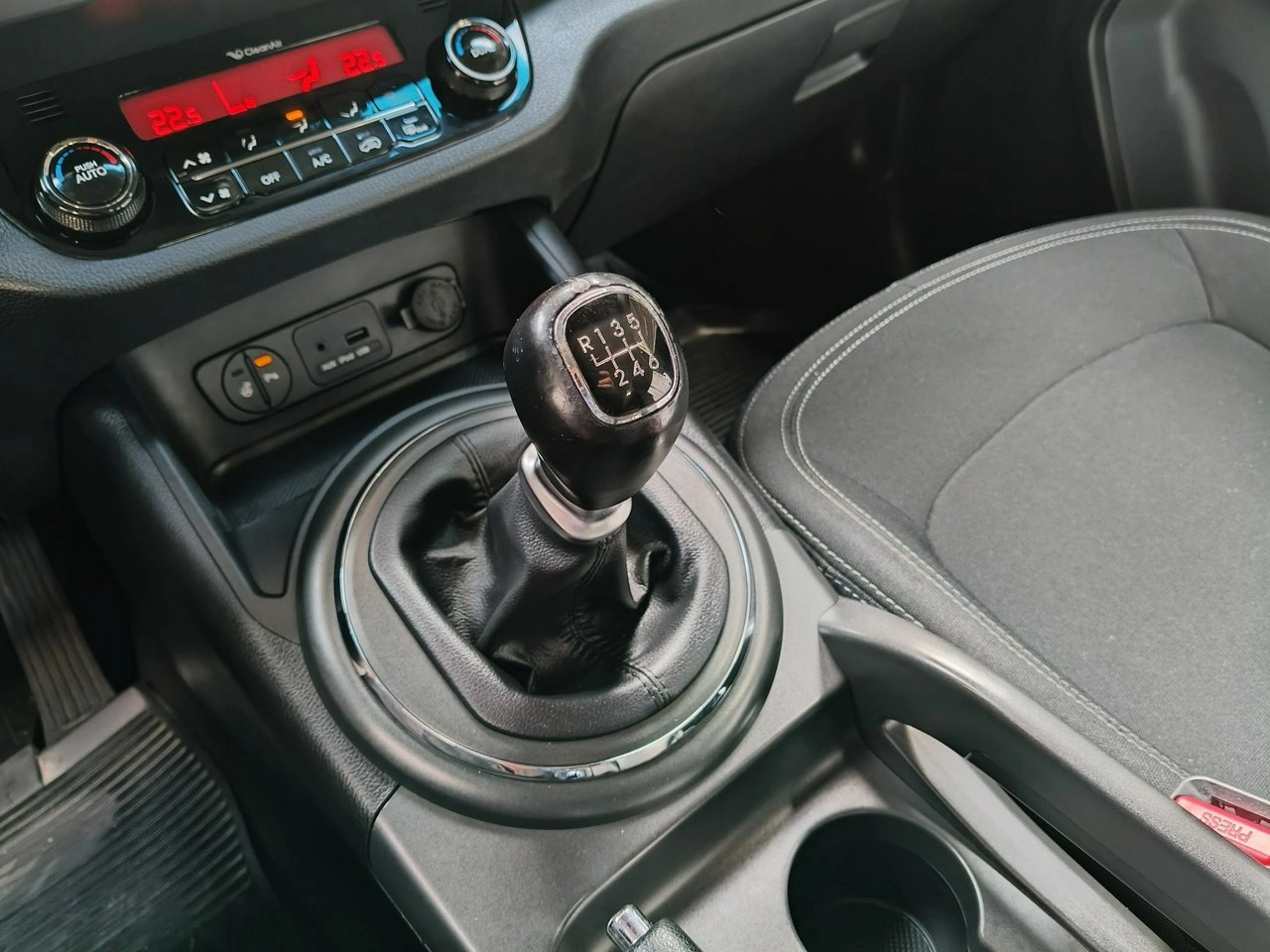 Kia Sportage - Zdjęcie 29